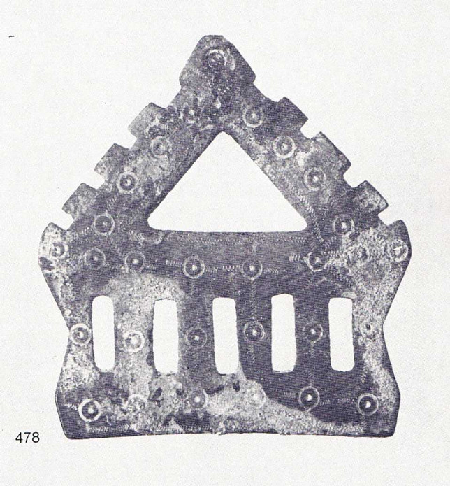 bronze_pendant_Finland_IronAge.jpg